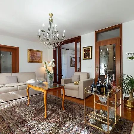 Suzana Holiday home