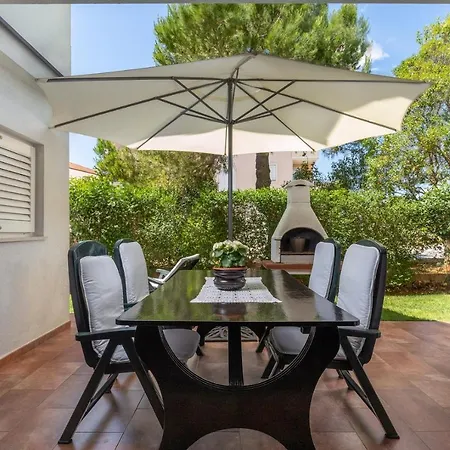 Suzana Holiday home *