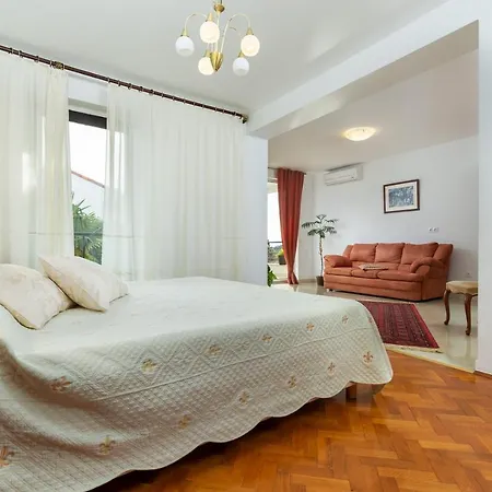 Holiday home Suzana Rovinj
